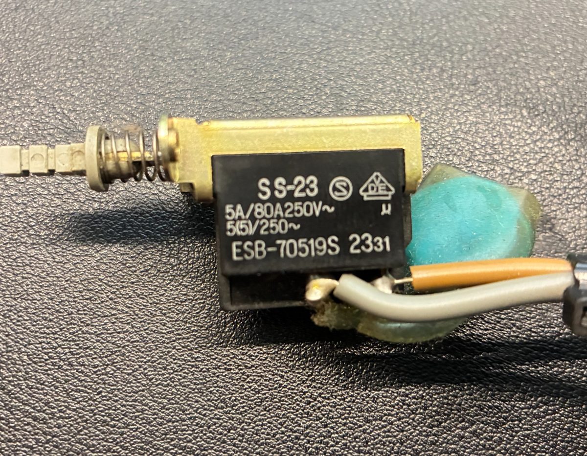 ONKYO power switch