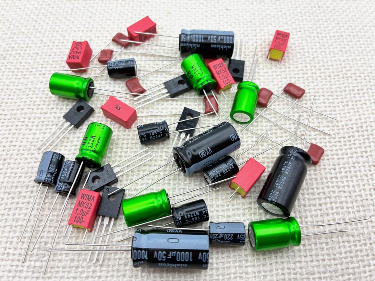 P700